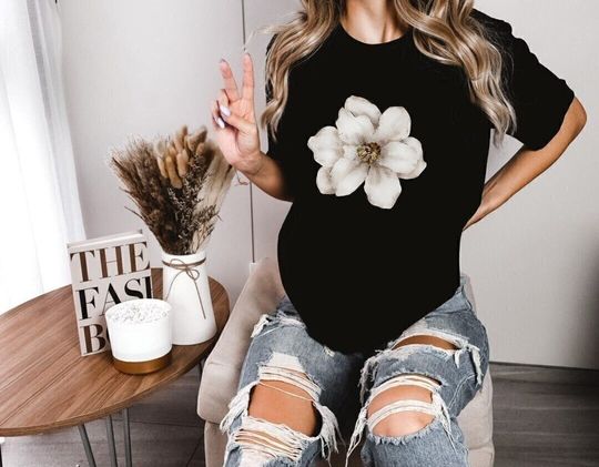 Discover Watercolor Flower Cool Flora Art T-Shirt