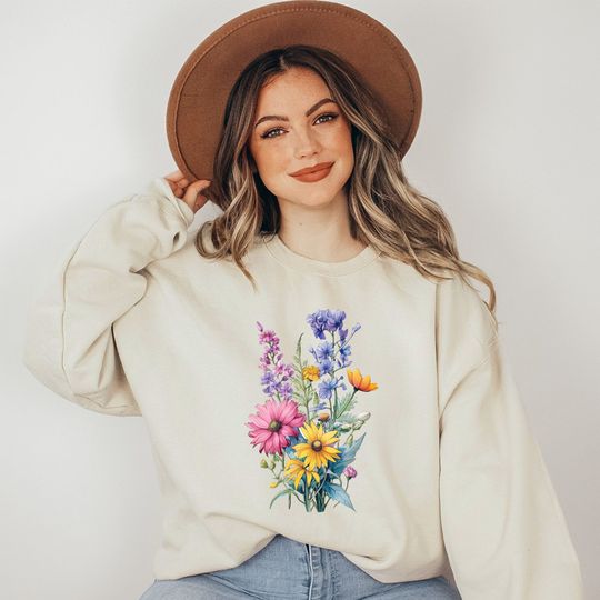 Discover Vintage Wild Flowers Cottagecore Sweatshirt