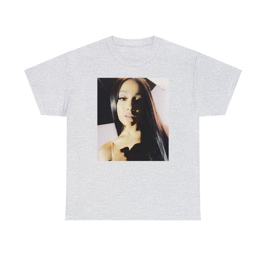 Discover Ariana inspired Aesthetic T-shirt