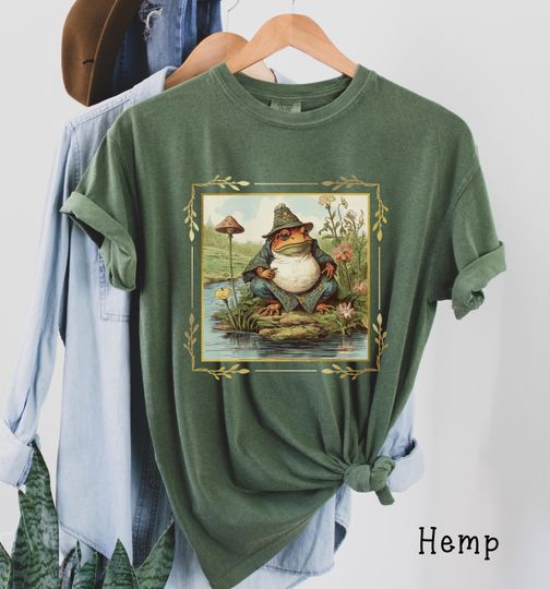 Discover Froggy Wizard Magic Frog T-Shirt Goblincore Frog T-Shirt