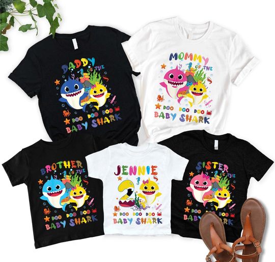 Discover Personalized Family Shark Doo Doo Doo Birthday T-Shirt
