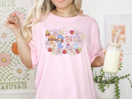 Discover Classic Strawberry Cake & Friends T Shirt