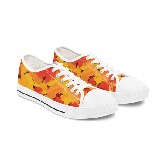 Discover Fall Wildflowers Women's Low Top Sneakers