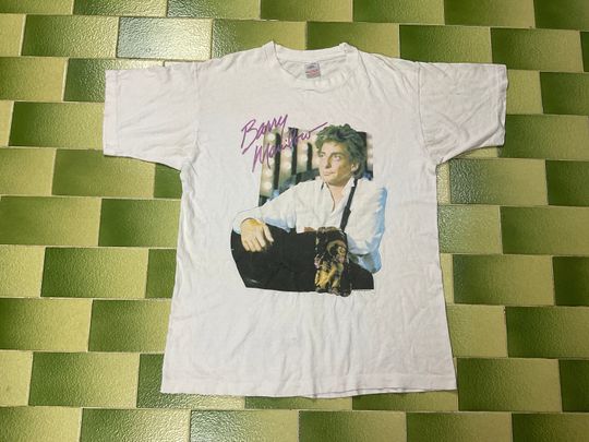 Discover Vintage 1991 Manilows T-Shirt