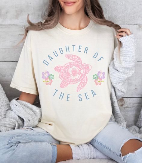 Discover Ocean Inspired Style Coconut Girl T-Shirt