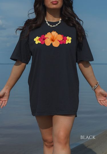 Discover Hibiscus Flower Summer T-Shirt