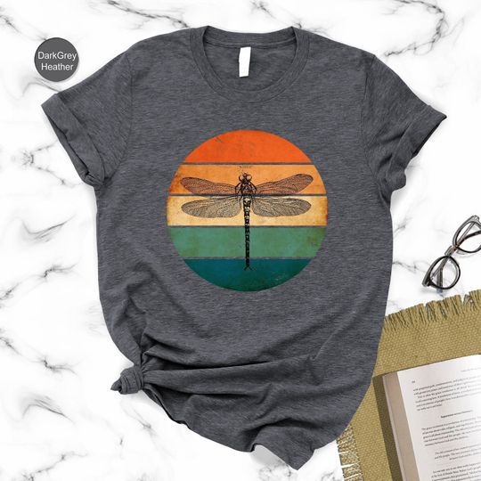Discover Vintage Dragonfly Animal Lover T-Shirt