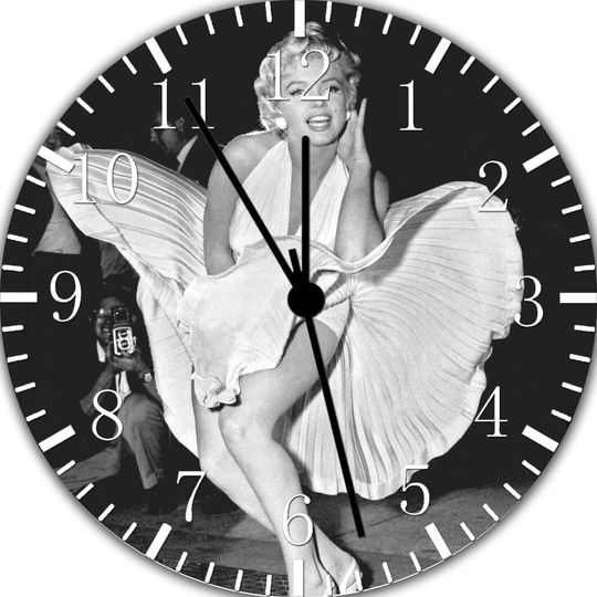 Discover Marilyn Monroe Frameless Wall Clock
