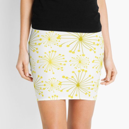 Discover Women's dress with a pattern of delicate leaves Mini Skirt