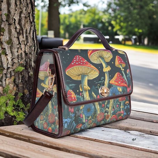 Discover Cottagecore Trippy Mushroom Forest Women's Crossbody Bag
