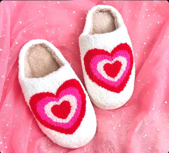 Discover Heart Slippers Fluffy Cushion Slides Womens Slippers