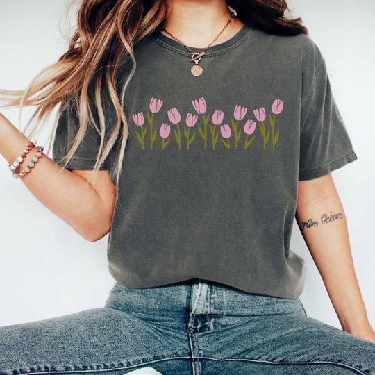 Discover Wildflowers Tulip Botanical T-Shirt