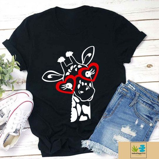Discover Cute Giraffe Teacher T-Shirt