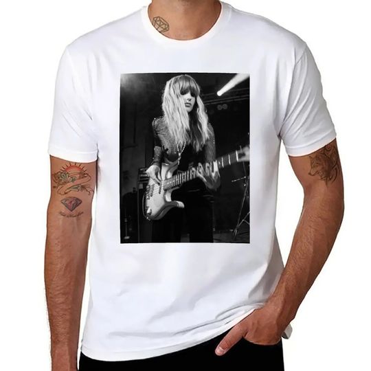 Discover Victoria De Angelis Maneskin concert T-Shirt