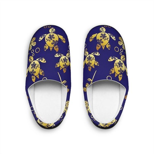 Discover Purple Hawaiian Sea Turtle Women's Indoor Slippers