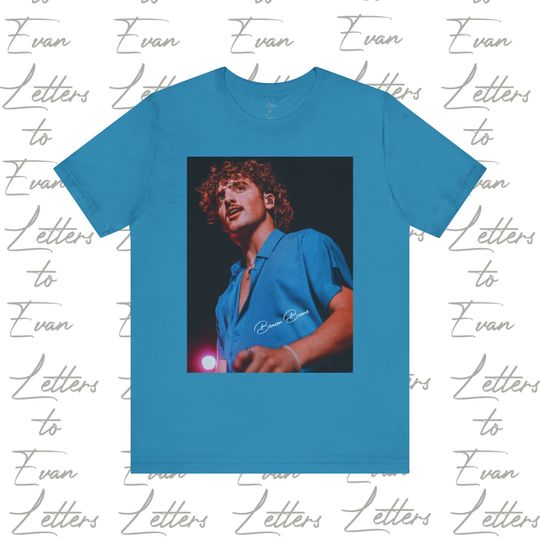 Discover Benson Boone Performing On Tour With Signature Tee Shirt