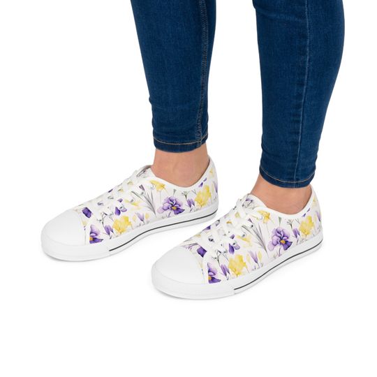 Discover Lavender and Iris - Women's Low Top Sneakers