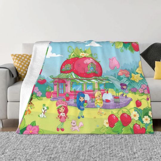 Discover Strawberry Shortcake Party Throw Blanket
