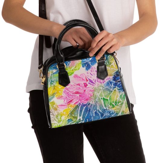 Discover Summer Vacation Shoulder Bags
