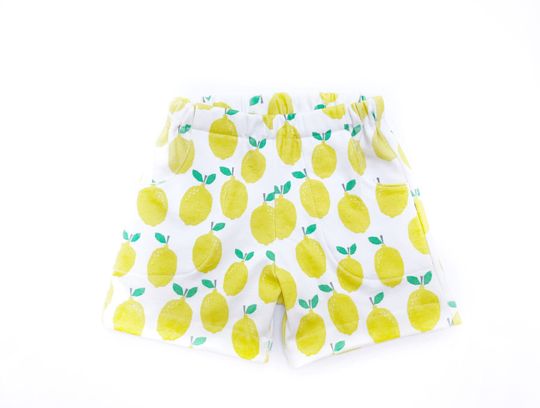 Discover Lemon Sour Summer Fruit Pattern Shorts