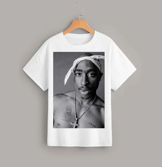 Discover Tupac Shakur 90s Vintage Bootleg Style T-Shirt