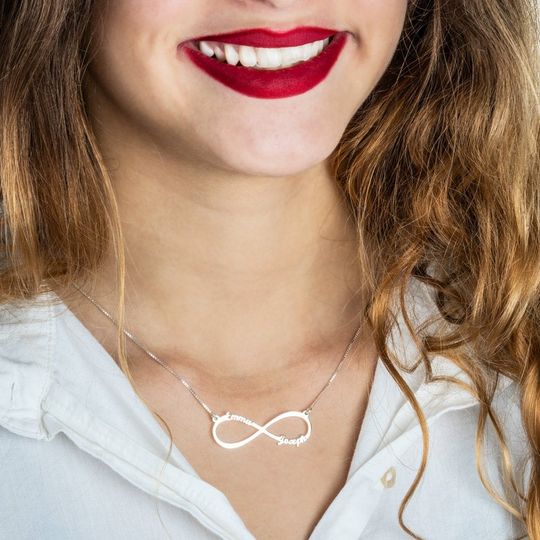 Discover Personalized Infinity Name Necklace - Custom Engraved Love Pendant