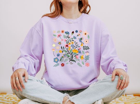 Discover Flower Sweatshirt, Wildflowers Sweatshirt, Floral Sweatshirt Gift, Mothers Day Gift