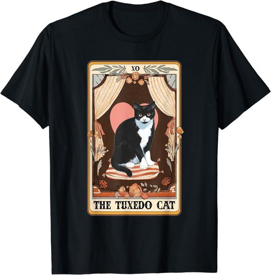 Discover Cat Mom Reading Card Tuxedo Cat T-Shirt