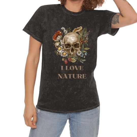 Discover Skull Nature Mineral Wash T-Shirt