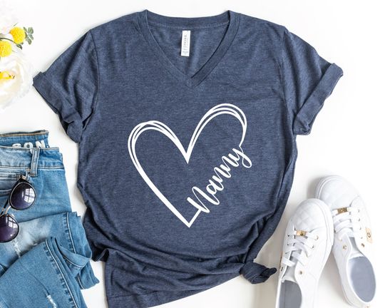 Discover Nanny Grandma Mother's Day T-Shirt