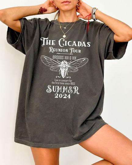 Discover Cicada Concert Tour Family Shirt