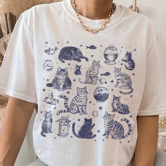 Discover Cat Light Academia Clothing Mystical T-Shirt