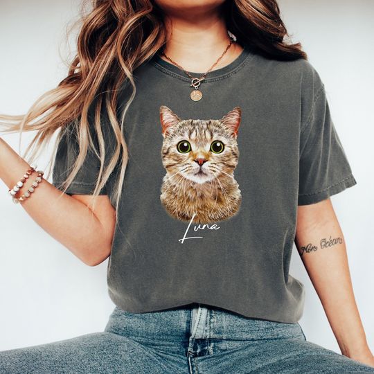 Discover Custom Pet Portrait T-Shirt, Personalized dog mom dad tee, Dog Mom Gift idea