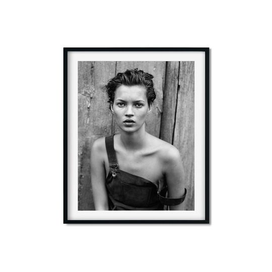 Discover Kate Moss Iconic Portrait by Peter Lindbergh