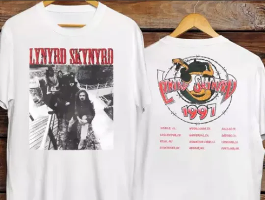 Discover Vintage 1997 Lynyrd Skynyrd Tour T-Shirt