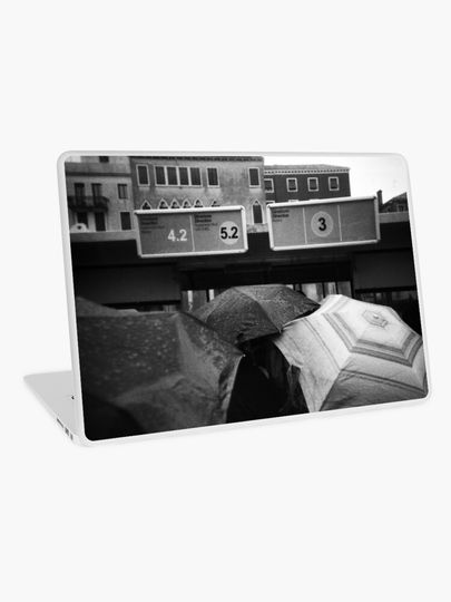 Discover Ella Ella Eh Eh - Lomo | Laptop Skin