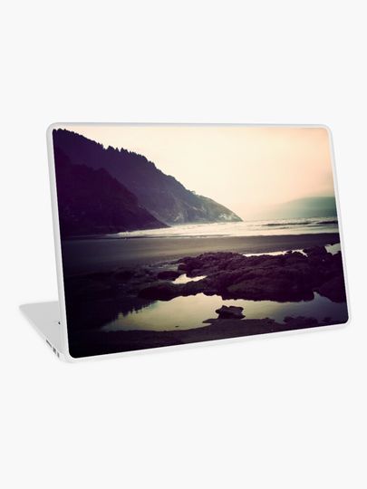 Discover Reminisce | Laptop Skin