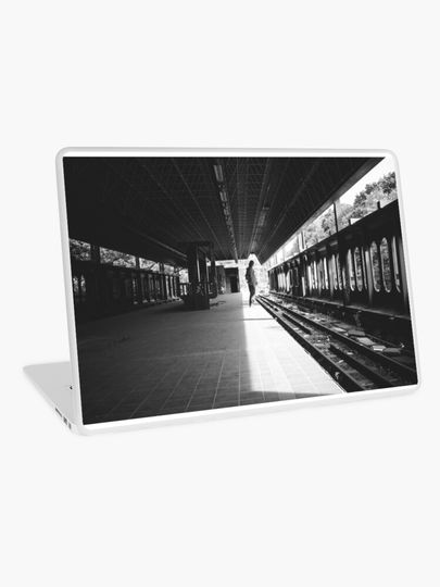 Discover Station | Laptop Skin