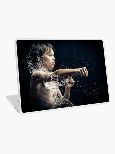 Discover Experiment with water and studio lights | Laptop Skin
