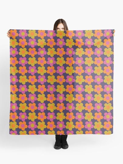 Discover 1960s 60s flowers Power Daisy Pattern | Scarf