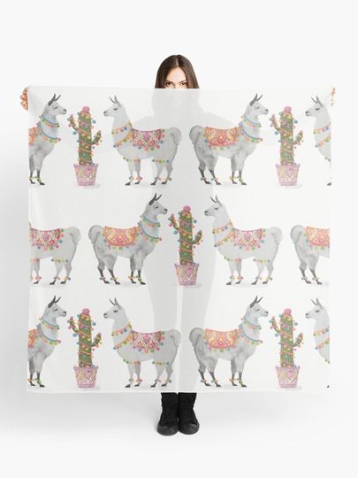 Discover llamas | Scarf