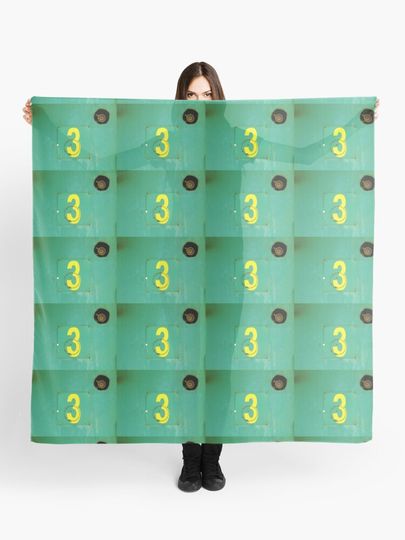 Discover 3 | Scarf