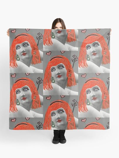 Discover Hi my name is Lisa | Scarf