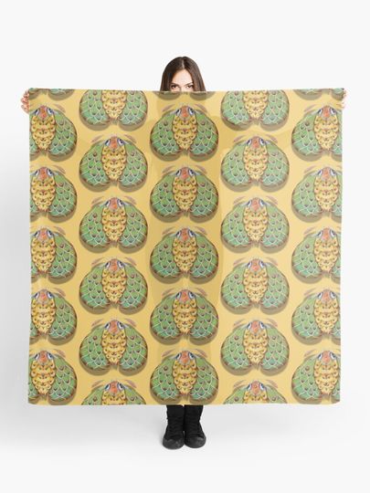 Discover The hop moth | Scarf