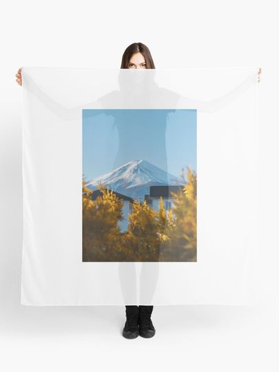 Discover Mt Fuji at Dawn | Scarf