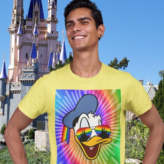 Discover The Duck Sees Rainbows T-Shirt