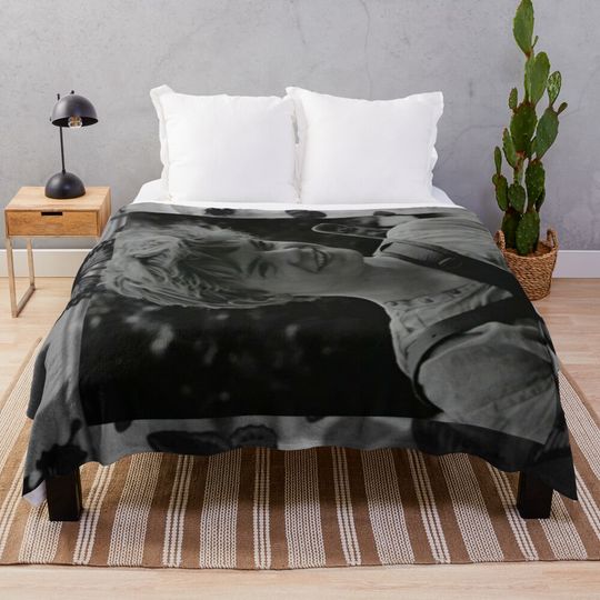 Discover the maze runner newt blanket Throw Blanket