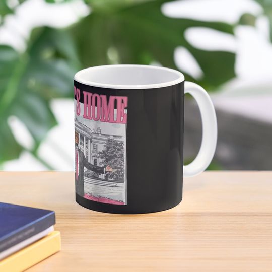 Discover Funny Daddy's Home Trump Pink 2024 Take America Back 2024 Coffee Mug