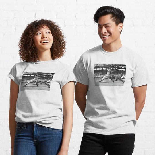 Discover Joe DiMaggio Hits Out Classic T-Shirt