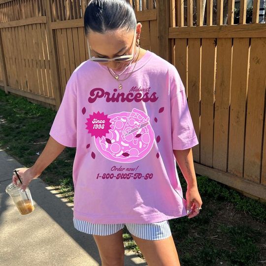Discover Chappell's Hot To Go Shirt, Roan Call Me Hot Not Pretty T-Shirt
